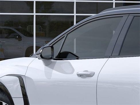 New 2026 Chevrolet Blazer EV SS image 13