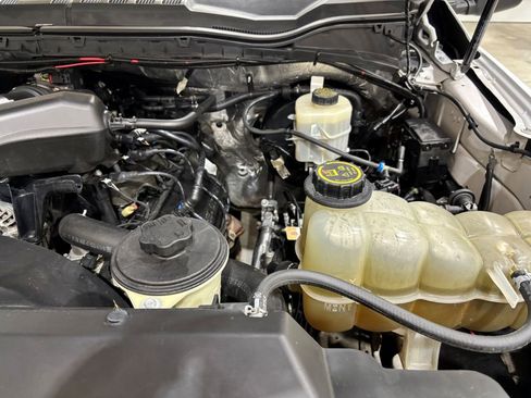 Used 2019 Ford F250 XL w/ Power Equipment Group image 25