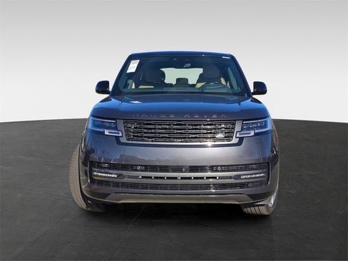 New 2025 Land Rover Range Rover Long Wheelbase SE image 2