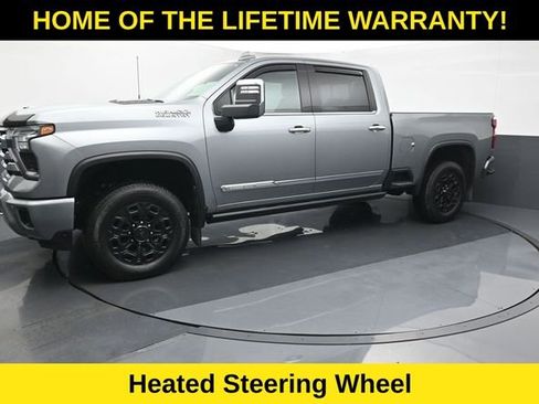 Used 2024 Chevrolet Silverado 3500 High Country w/ Technology Package AWD/4WD image 2