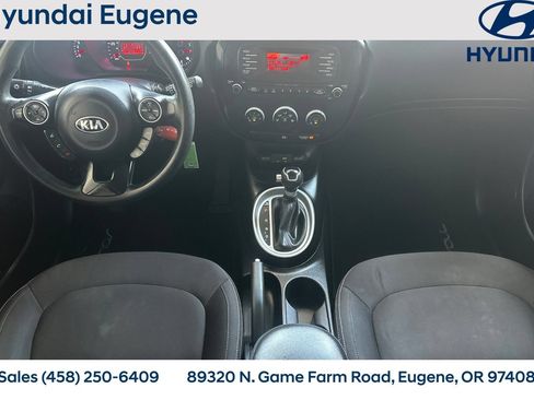 Used 2016 Kia Soul FWD image 16