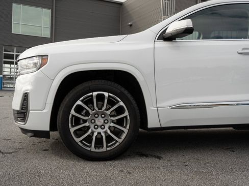 Used 2023 GMC Acadia Denali AWD/4WD image 4