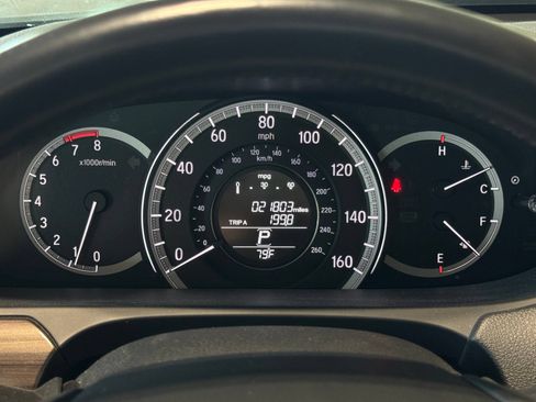Used 2017 Honda Accord EX-L image 28