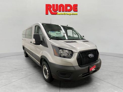 Used 2024 Ford Transit 350 XL image 7