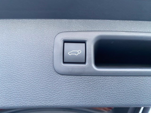 New 2026 Toyota Highlander Platinum AWD/4WD image 13