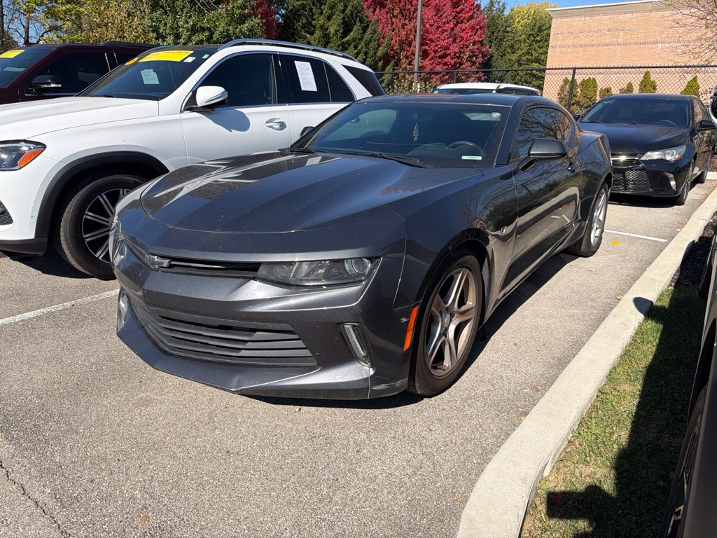 Used 2017 Chevrolet Camaro LT RWD image 1