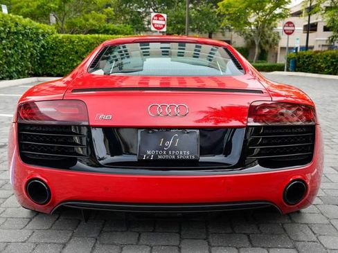 Used 2014 Audi R8 V10 plus AWD/4WD image 25