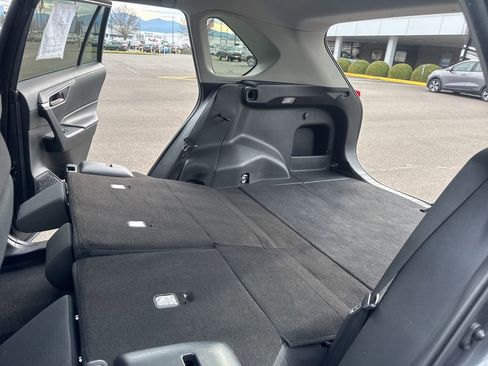 Used 2019 Toyota RAV4 XLE image 16