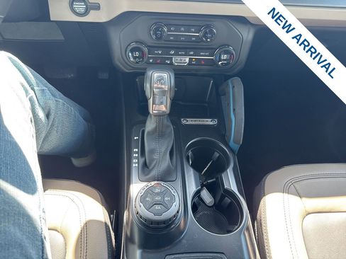 Used 2024 Ford Bronco Wildtrak AWD/4WD image 24