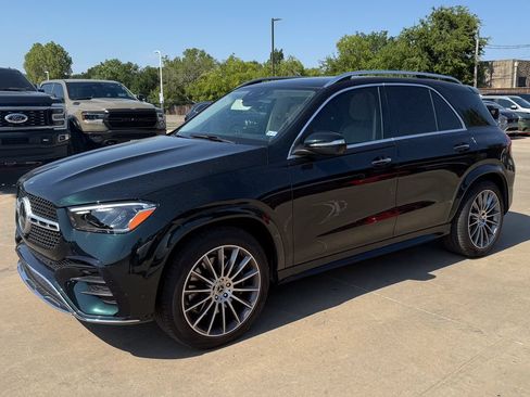 Used 2025 Mercedes-Benz GLE 450 4MATIC image 1
