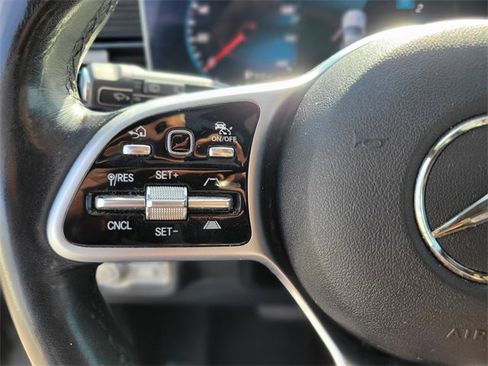 Used 2020 Mercedes-Benz GLE 450 4MATIC image 23