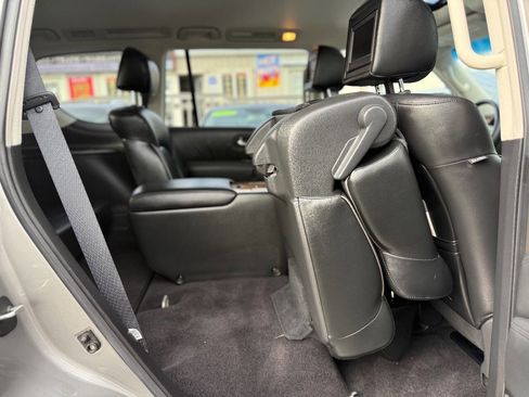 Used 2012 INFINITI QX56 4WD w/ Theater Pkg image 24