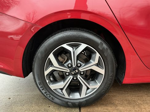 Used 2021 Kia Forte LXS image 29