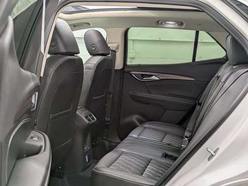 Used 2023 Buick Envision Avenir AWD/4WD image 29