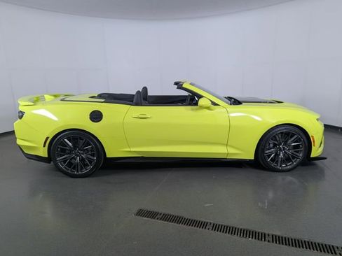 Used 2020 Chevrolet Camaro ZL1 RWD image 14