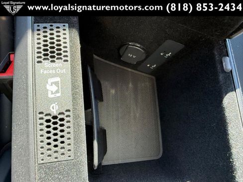 Used 2022 Porsche Taycan RWD image 30