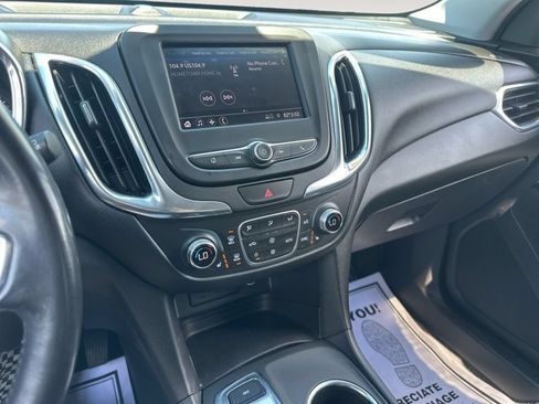 Used 2020 Chevrolet Equinox LT AWD/4WD image 41