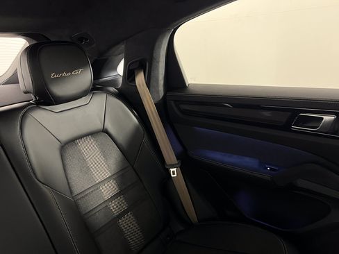 Certified 2023 Porsche Cayenne Turbo GT AWD/4WD image 17