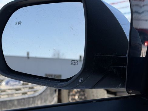 Used 2025 Chevrolet Equinox LT image 12