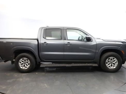 Used 2024 Nissan Frontier SV w/ Tow Package image 4