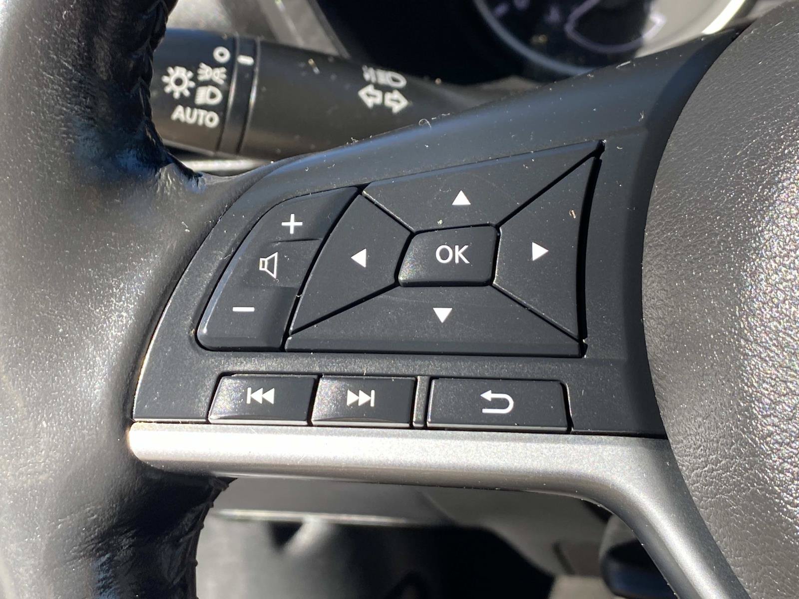Used 2022 Nissan Sentra SV w/ Trunk Package FWD image 16