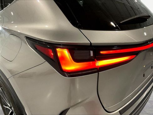 Used 2024 Lexus NX 250 FWD w/ Cold Area Package image 23