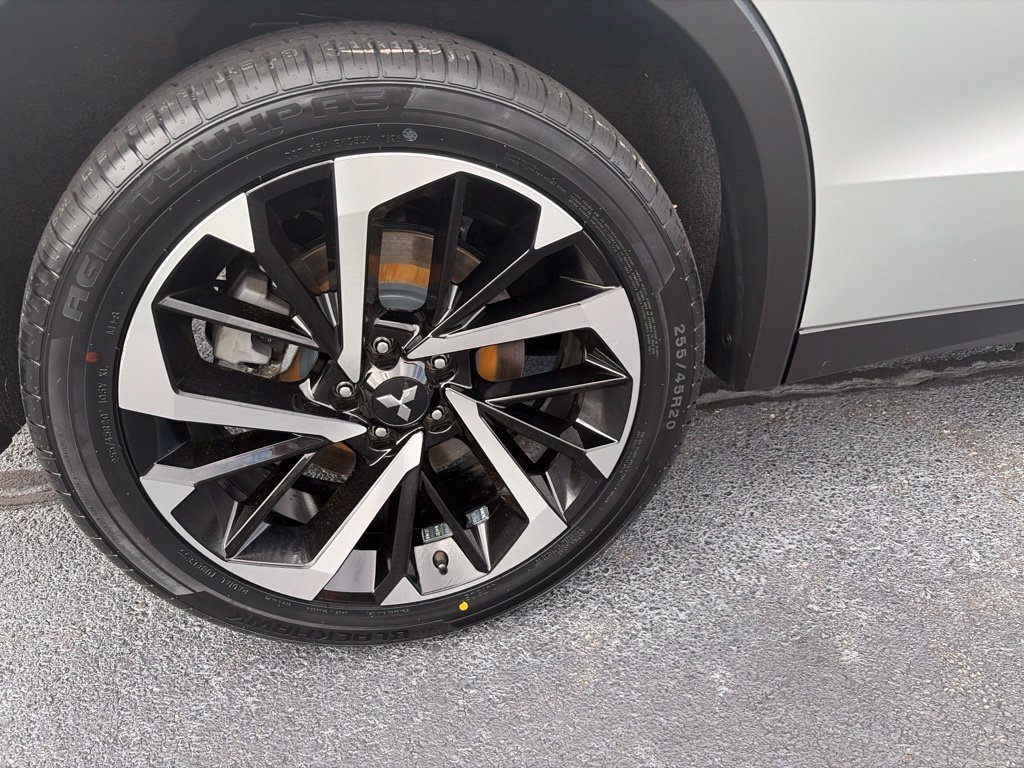 Used 2024 Mitsubishi Outlander SE Black Edition AWD/4WD image 13