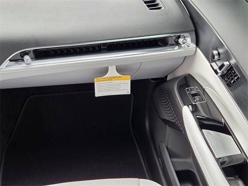 New 2026 Cadillac Lyriq Sport image 16