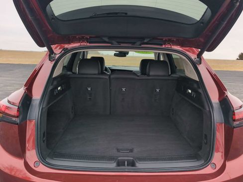 Used 2023 Buick Envision Essence w/ Sport Touring Package image 27