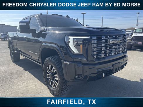 Used 2025 GMC Sierra 2500 Denali Ultimate image 1