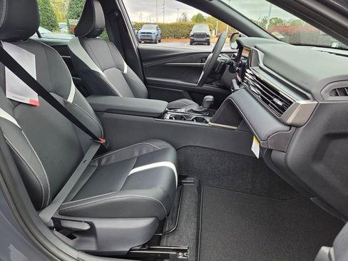 Used 2026 Toyota Camry SE w/ Convenience Package image 15