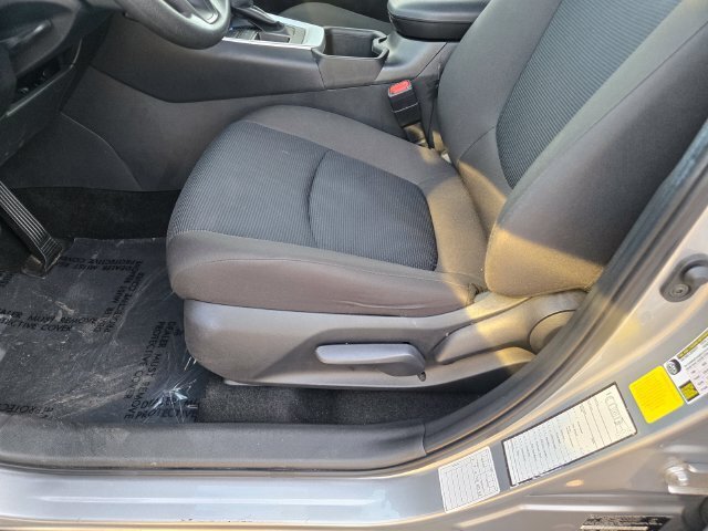 Certified 2025 Toyota RAV4 LE FWD image 21