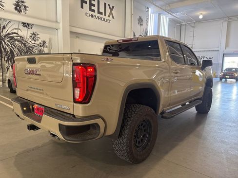 Used 2022 GMC Sierra 1500 Elevation w/ X31 Off-Road Package image 4
