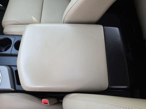 Used 2017 Toyota Sequoia SR5 w/ Premium Package image 20