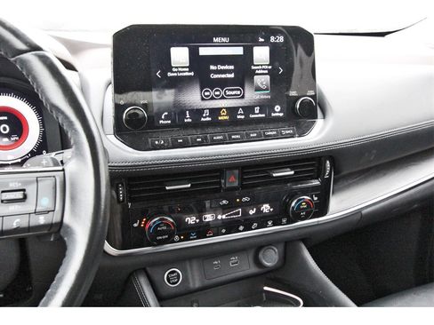 Used 2023 Nissan Rogue Platinum w/ Platinum Premium Package image 15