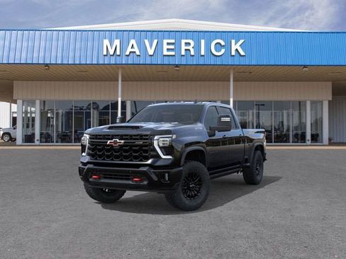 New 2026 Chevrolet Silverado 2500 ZR2 w/ LPO, Dark Essentials Package AWD/4WD image 8