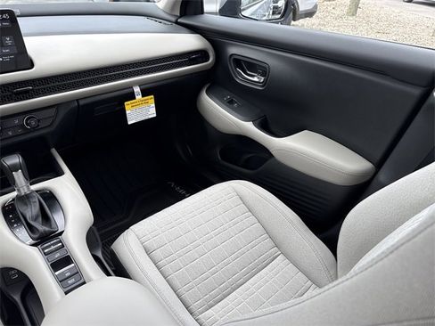 New 2026 Honda HR-V LX image 17