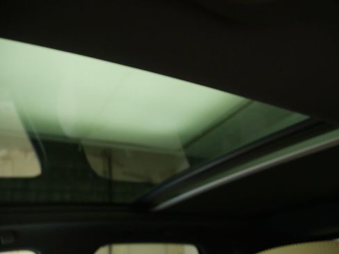 Certified 2024 Porsche Cayenne S AWD/4WD image 43