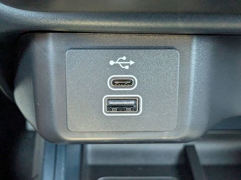 New 2025 Ford Maverick XL image 31