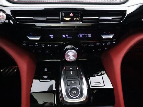 Used 2022 Acura MDX A-Spec image 23