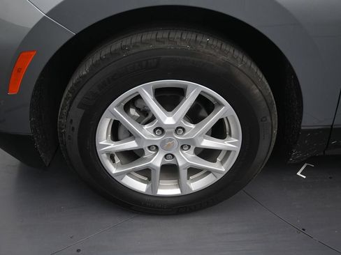 Used 2024 Chevrolet Equinox LT FWD image 9