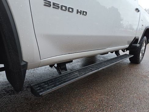 Used 2023 Chevrolet Silverado 3500 High Country w/ Z71 Off-Road Package AWD/4WD image 9