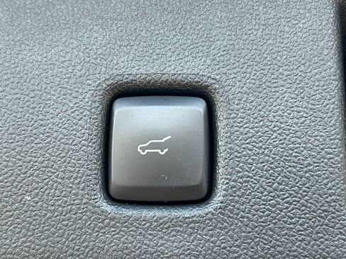 Used 2024 Ford Escape ST-Line Select w/ Tech Pack #2 AWD/4WD image 40