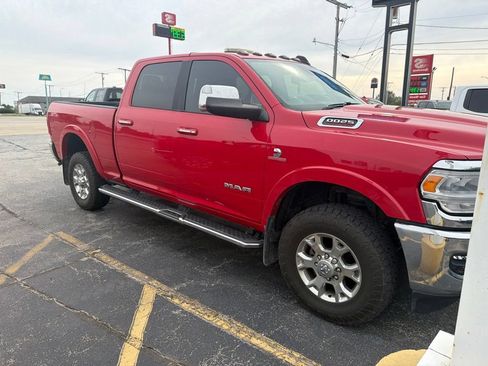 Used 2022 RAM 2500 Laramie AWD/4WD image 3