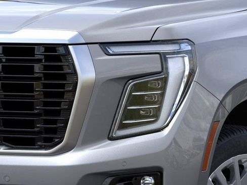 New 2026 GMC Yukon XL Denali w/ Advanced Technology Package RWD image 10