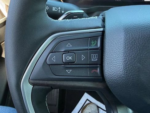 New 2026 Jeep Grand Cherokee Altitude AWD/4WD image 21