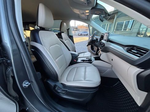 Used 2021 Ford Escape SEL image 24