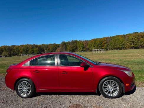 Used 2011 Chevrolet Cruze Eco image 5