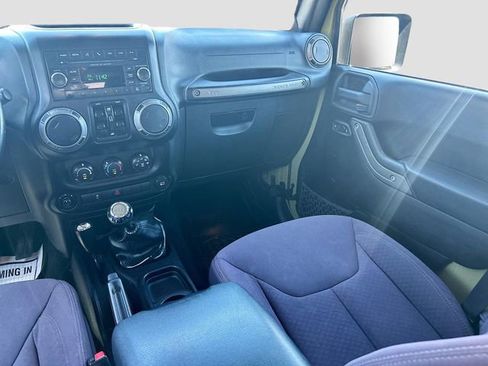 Used 2013 Jeep Wrangler Unlimited Sport AWD/4WD image 22