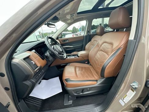 Used 2023 Nissan Pathfinder Platinum AWD/4WD image 23